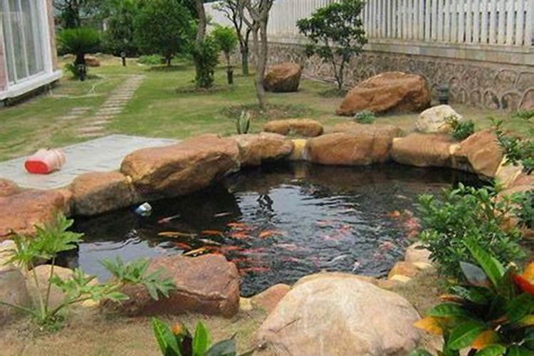 院子鱼池位置风水