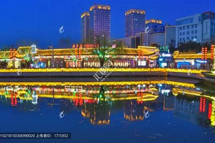 书桌、床的摆放,求风水大师指点