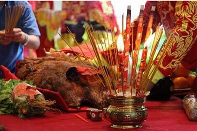 怎么祭拜财神爷