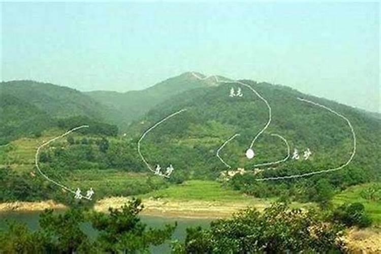 两个房屋中间用天桥连接影响风水吗？