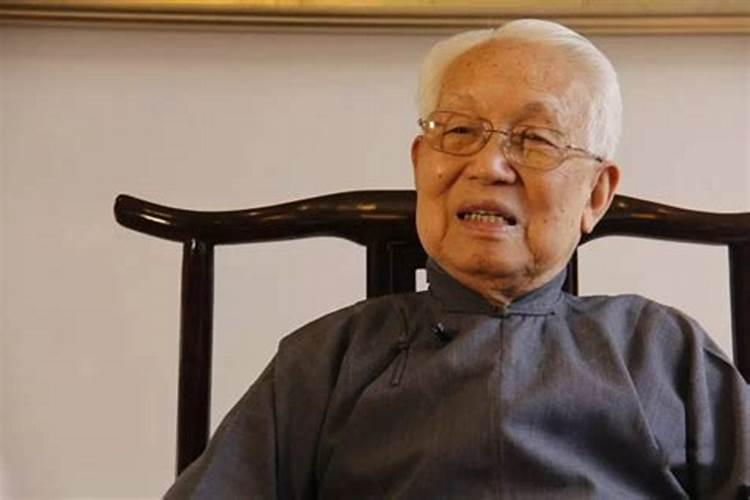 一代风水大师逝世,他一句话就收取李嘉诚200万,到底说了什么？
