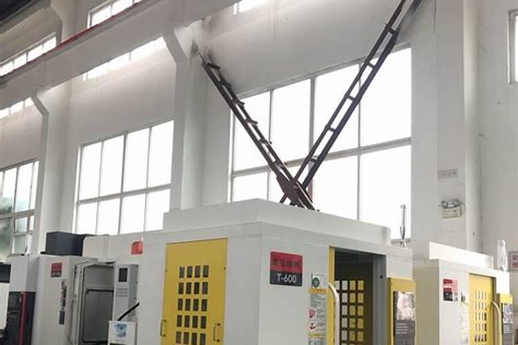 请风水大师帮解决难题,我在沈阳一处丁字路口租门店做加工制作生意...