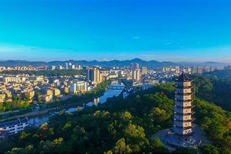 买房子为什么不买山