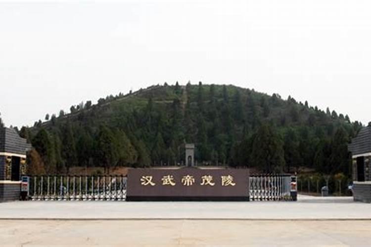 跟李计忠大师学风水:大门的风水吉凶如何判断