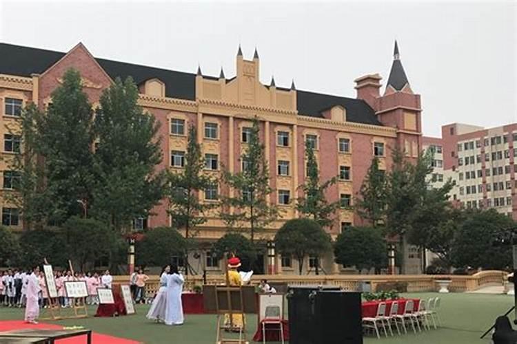 风水,楼房在学校前面,好吗