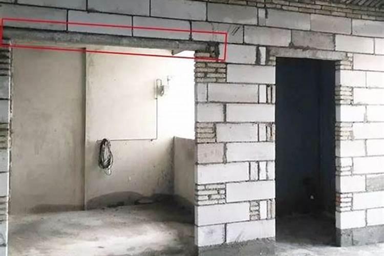 什么是横梁压门图