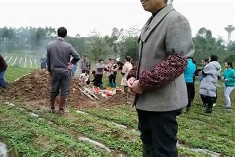 如何看墓地风水
