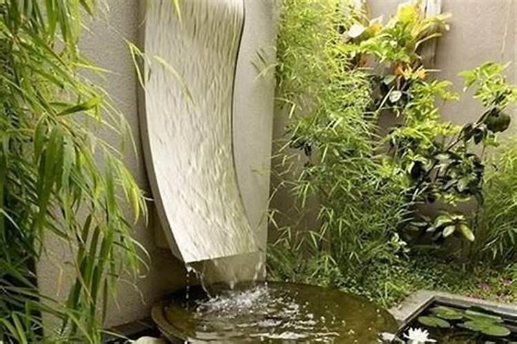 想问一下别墅庭院鱼池风水位置哪个好有人知道吗