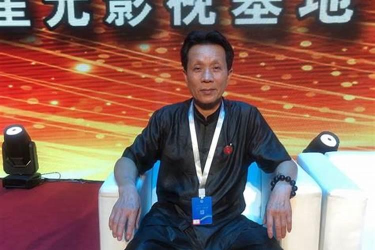 有好看女主重生文,女主要是风水师之类的人,还有女主身份一定要是豪门...