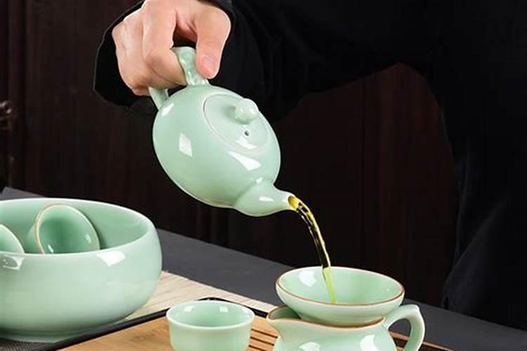 茶具也有“金木水火土”,这么摆才合乎风水!