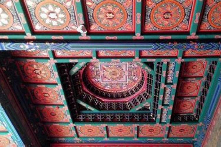 中国古代建筑藻井的意思