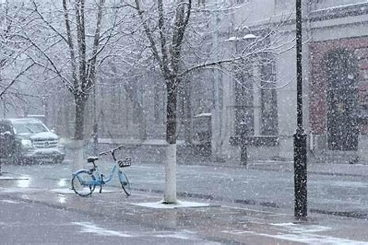 搬家前一天下雪好吗？一天之中几点搬家最为适宜？