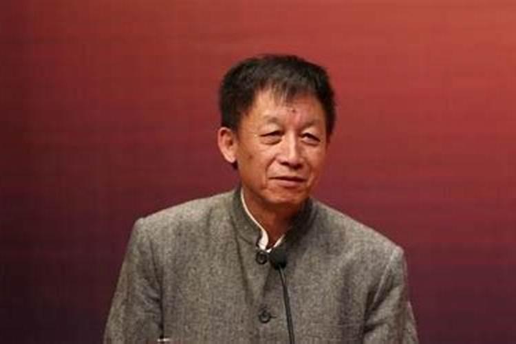 说一个人(低俗状态)是什么意思？