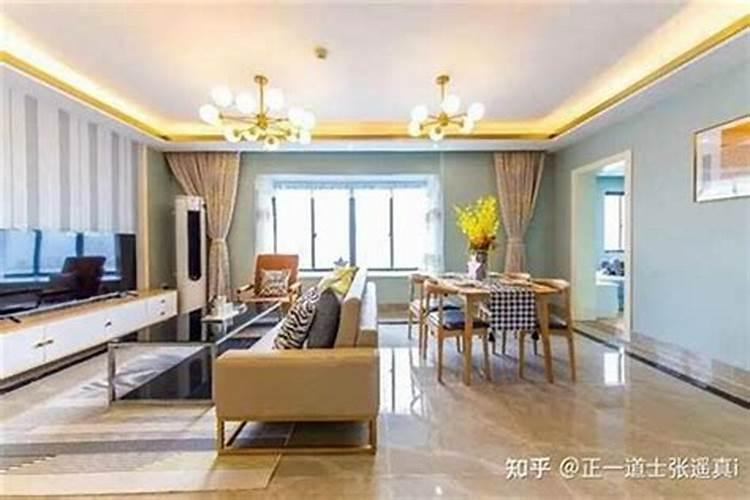 ...请了个风水大师,说风水不好让我卖掉房子？怎么办