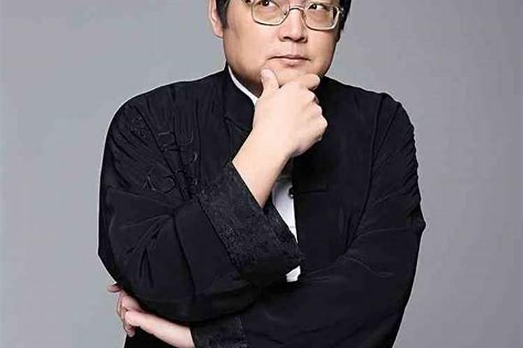 湖南深山有一“活人墓”,墓中机关重重,为何有老人住在这里？