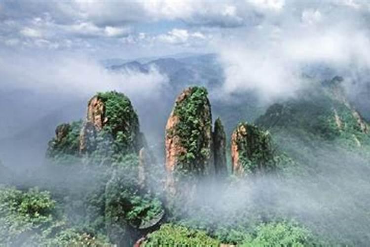...国家颁布许多惠民的良好政策下为什么居然还有许多人身在福中不知福...