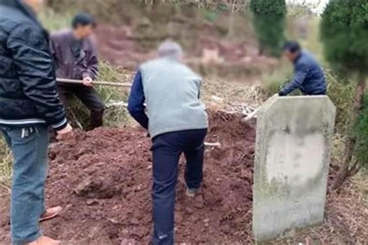 坟地风水顺口溜金口诀 大富贵坟地风水顺口溜大全