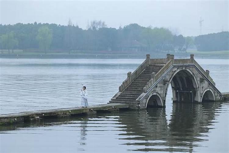 宜兴九峰寺介绍江西宜春九峰寺