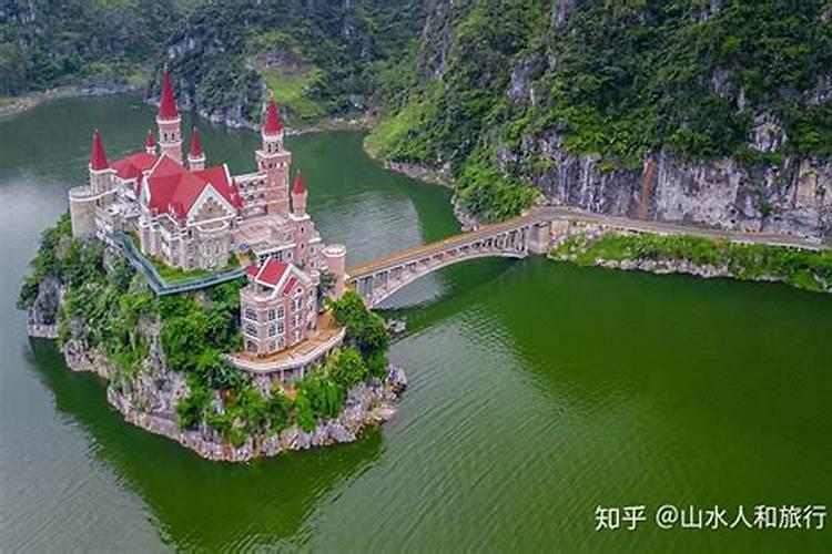 贵州出名的旅游景点有哪些？