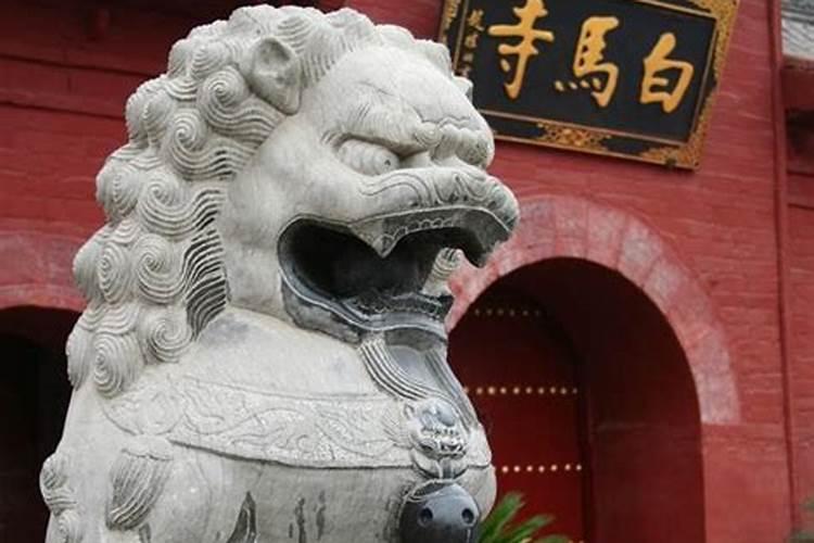 墓碑上摆一对小狮子可以吗