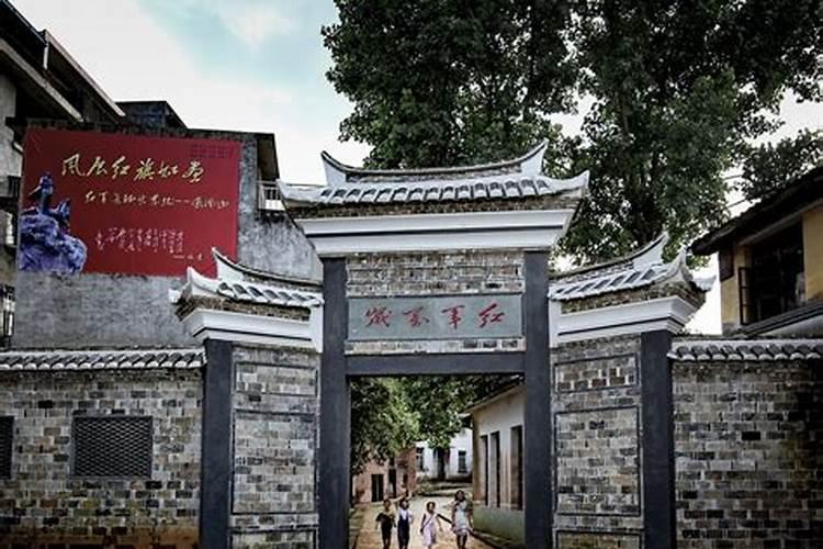 玉山县下镇毛宅村前头山五家头风水