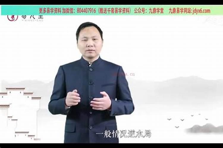 我是南京的,约女孩子去德基影城看电影,看完之后那边有什么比较好的吃饭...