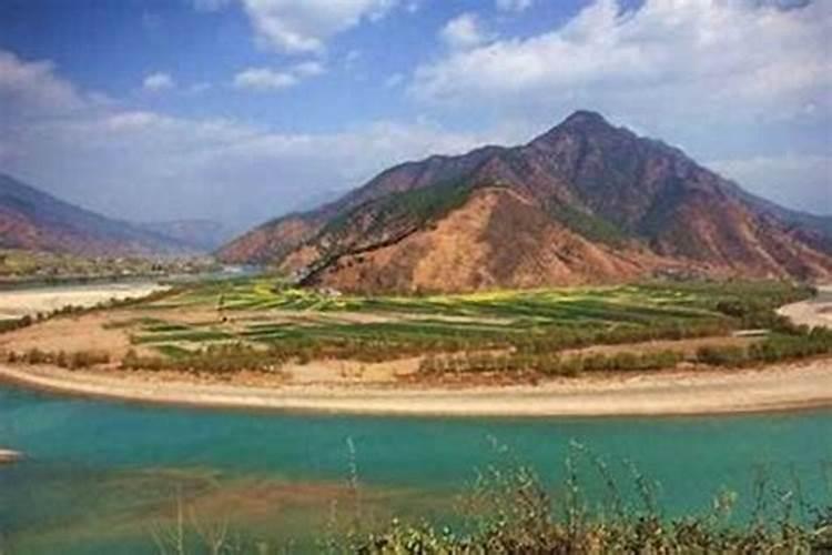 这三位女易经风水大师是网红,邓子需、李子岂、袁子莱师出同门