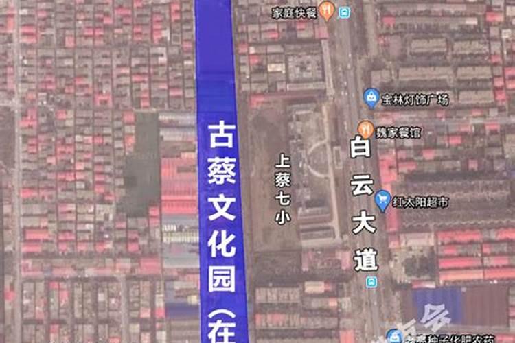 小客厅挂副发财鹿挂在什么方位好？
