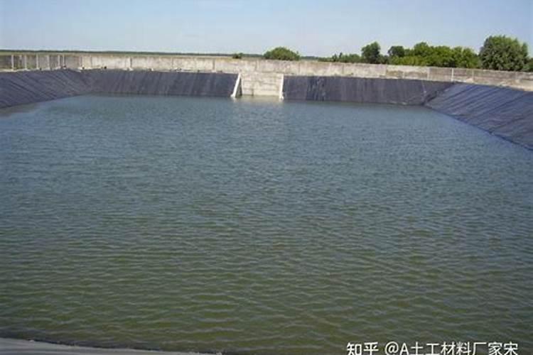 风水学房屋背后是池塘如何化解