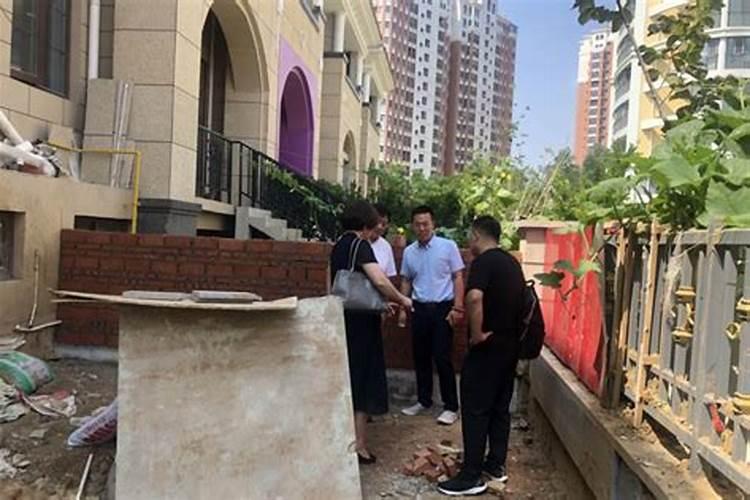 坟上栽树有什么讲究