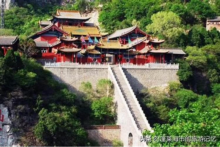 寻龙风水师龙十八和谁在一起了