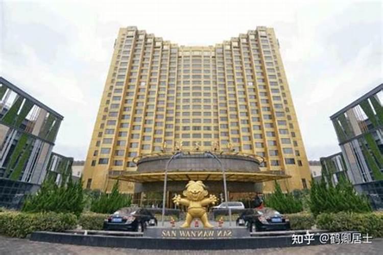 揭秘李嘉诚办公室风水