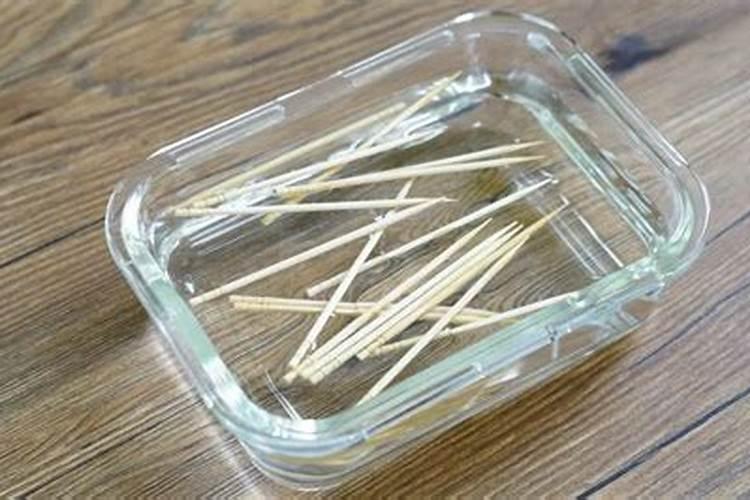 牙签怎样摆放才不会中断财运？