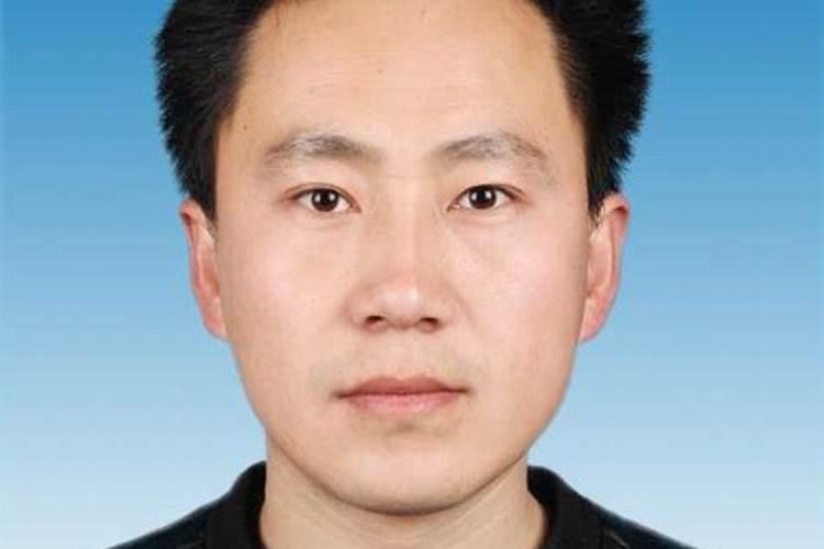 周乾的人生生平