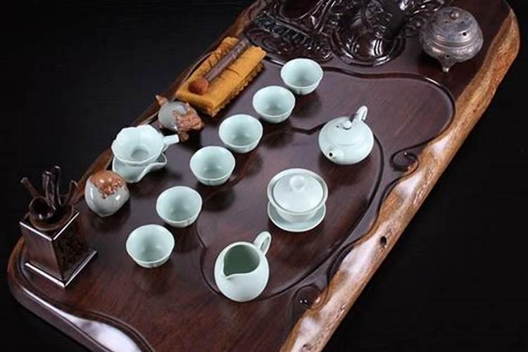 茶桌旁边摆件摆什么