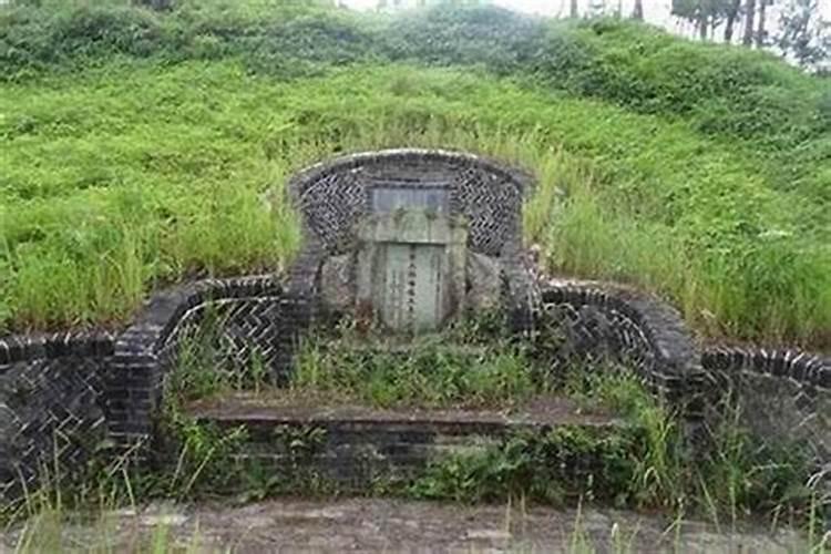 大师谈怎么看坟墓风水吉凶