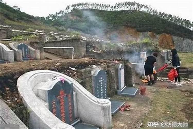 办公桌的正确摆放方法