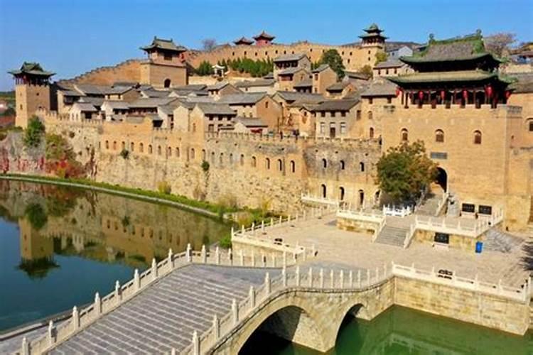 青莲寺在哪里
