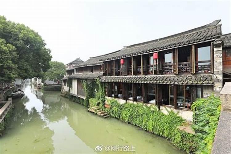 风水学之四面环水的村庄是好地方的好风水？