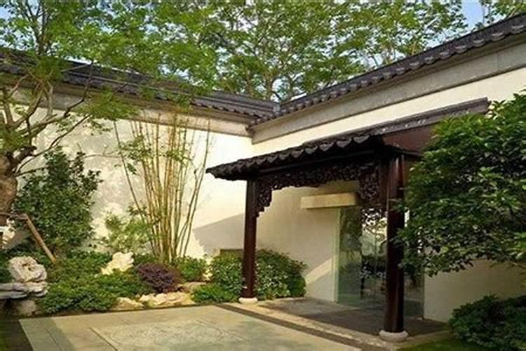 农村院子大门朝东开好吗