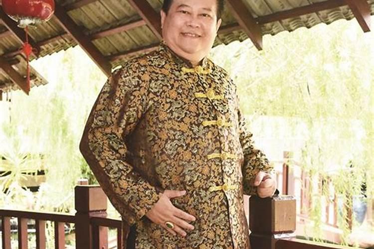 风水大相师是不是抄袭了某部小说