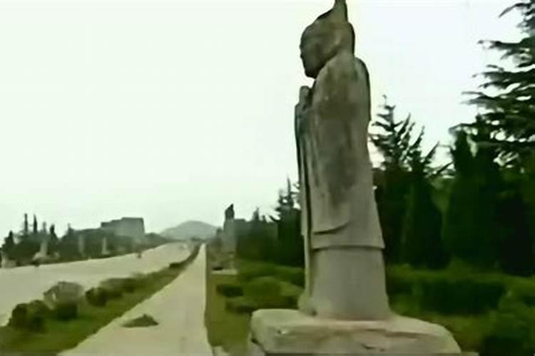 袁天罡李淳风墓地相邻,为什么一个被盗一个千年完好无损？