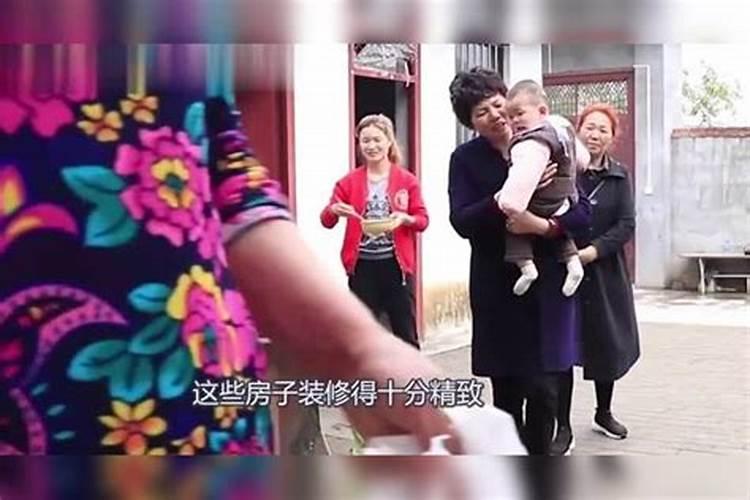 亲家去世后能不能葬在对方亲家的地里？
