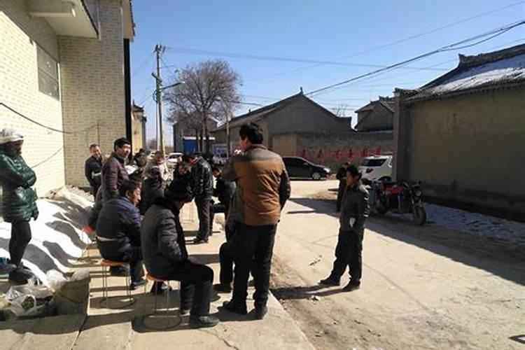 在农村白事丧葬风俗中,这3种人最低得有500/天,比打工强多了!