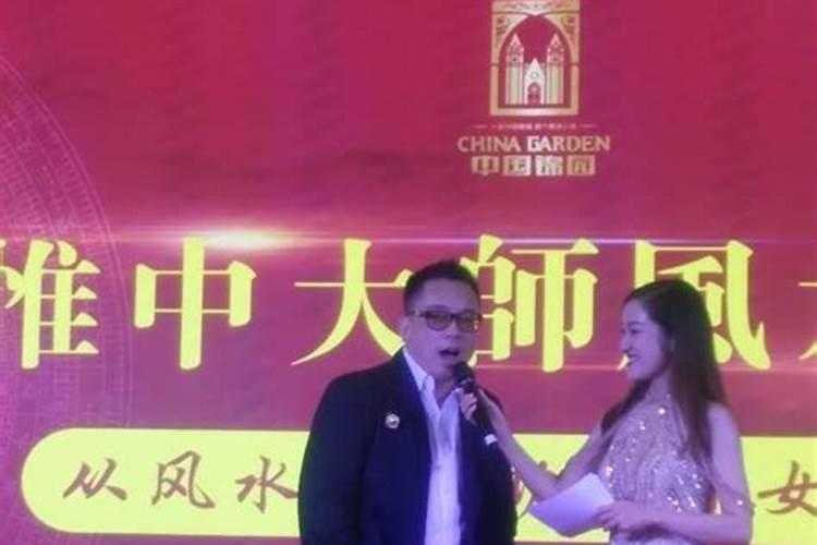大s家楼下神秘人是谁