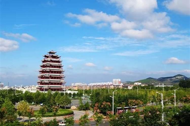 龙背山森林公园共有几个景点