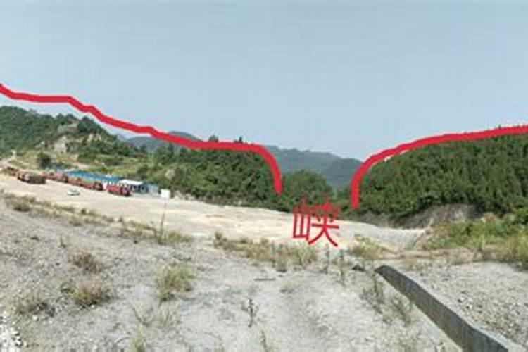 有哪位高手知道怎样看风水中的龙脉啊？
