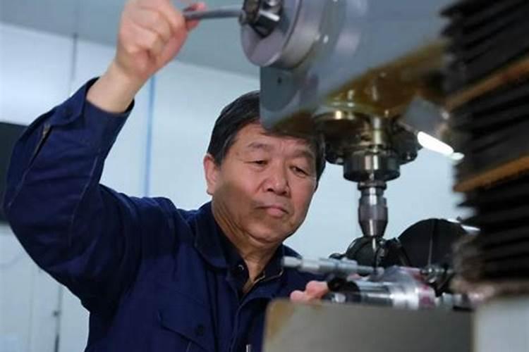 初学风水,看相,看什么书？