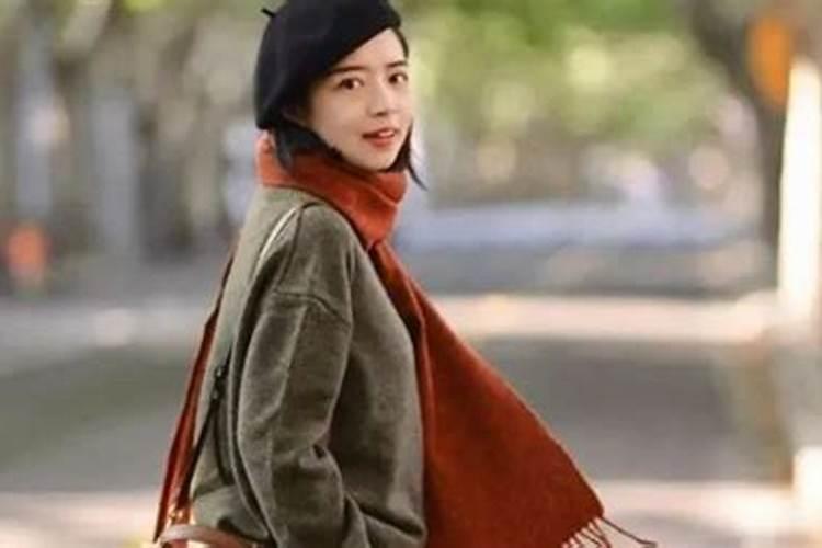 请问风水师穿什么衣服比较好