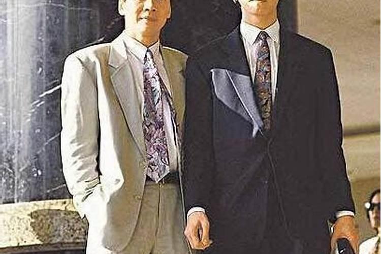 白龙王预言中国(香港娱乐圈风水大师白龙王秘闻)